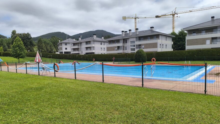 Maruri-Jatabe reabre sus piscinas con instalaciones renovadas