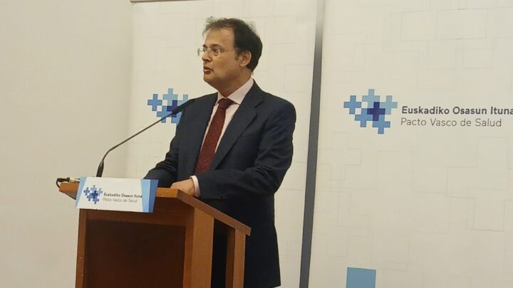La Mesa del Pacto de Salud aprueba por unanimidad la mitad de los 24 documentos y «un amplio consenso» en el resto