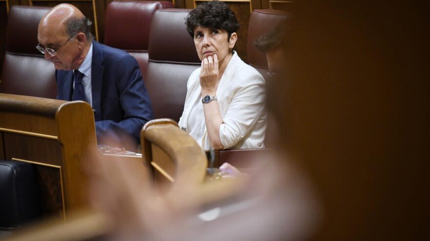 PNV insta a Sánchez a arreglar su gotera porque la confianza está «en la UCI»
