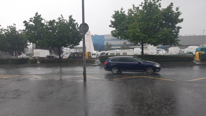 Euskadi activa la alerta naranja por lluvias intensas desde esta tarde