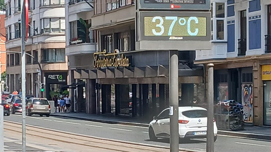 El calor seguirá sin dar tregua este lunes