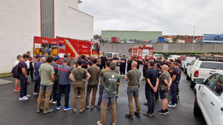 Bizkaia envía 42 efectivos a Castilla y León para colaborar en la extinción de los incendios