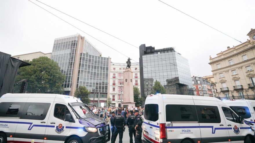 La tercera noche de Aste Nagusia se salda con diez detenciones, una por amenazas con arma blanca