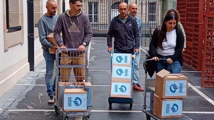 138.495 firmas en favor de un Salario Mínimo propio