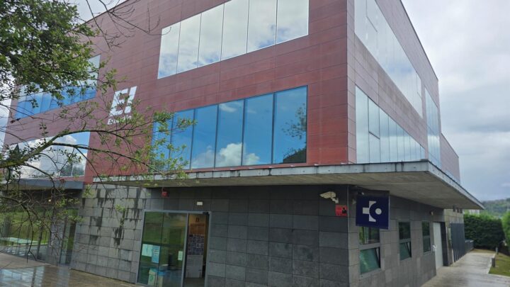 Osakidetza refuerza con un médico de familia y una enfermera la Atención Primaria de Erandio Goikoa