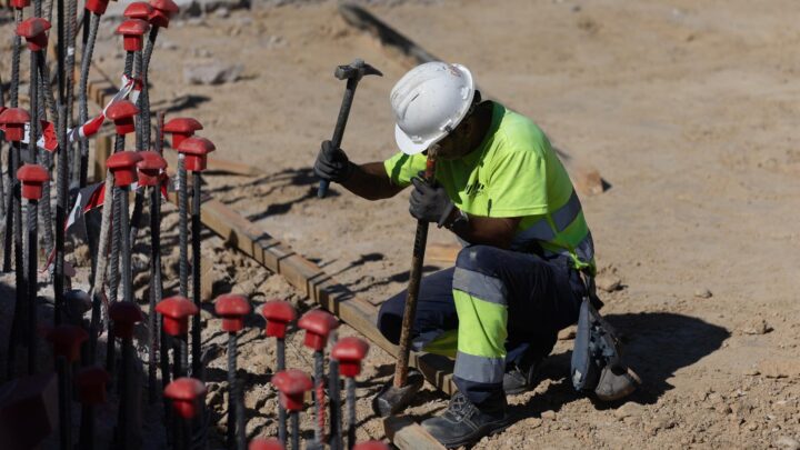 Euskadi pierde 204 afiliados extranjeros a la Seguridad Social en agosto