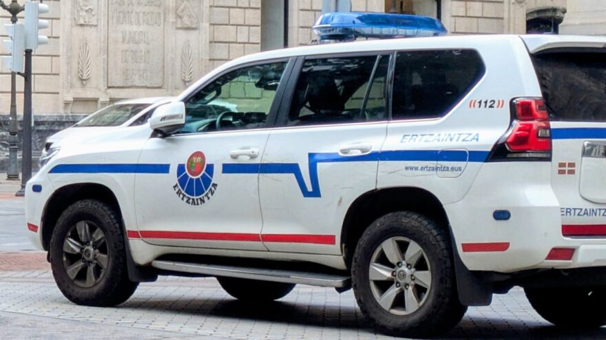Detenida una tercera persona por el homicidio con arma blanca en la calle Fika