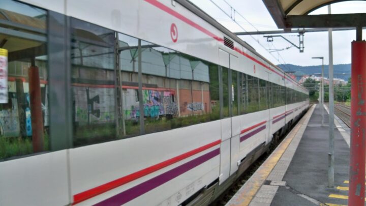 Renfe recupera desde este miércoles la frecuencia habitual entre Bilbao y Santurtzi