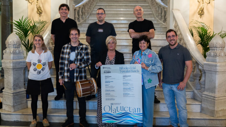 La Banda Municipal de Txistularis de Bilbao presenta «Olatuetan»
