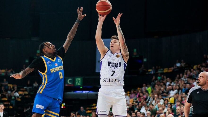 El Peristeri sorprende en Miribilla y amarga el debut europeo del Surne Bilbao Basket