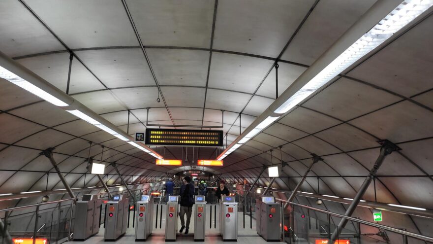 Metro Bilbao mantiene el 70% del servicio durante los paros sindicales convocados en Euskadi