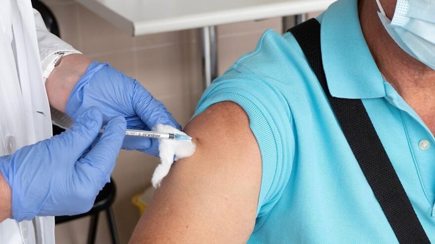 Osakidetza adelanta desde hoy la vacunación de la gripe en Bizkaia y Gipuzkoa