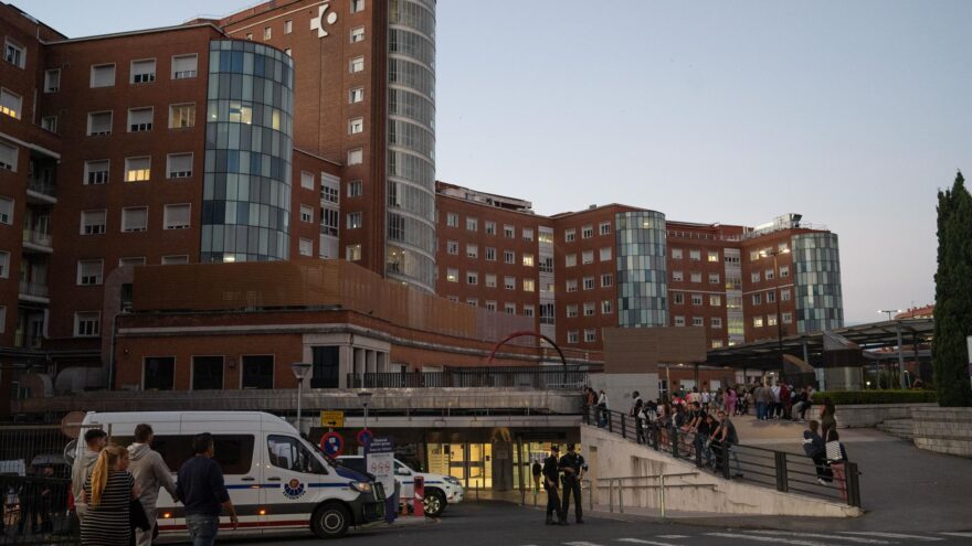 Fallece el conductor de la furgoneta arrollada por un tren en Zalla