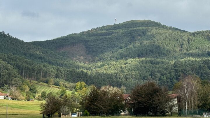 AEMET sustituye el radar del Monte Jata para mejorar la vigilancia meteorológica