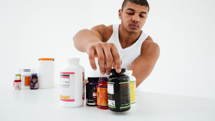 Suplementos deportivos: qué debemos tomar y cuándo según la farmacia