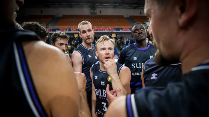 El Surne Bilbao Basket salda una deuda ante el Peristeri