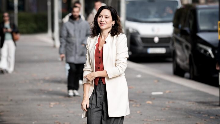 BulerIA: «Ayuso, entzun, pim pam pum» se convierte en un trend de TikTok