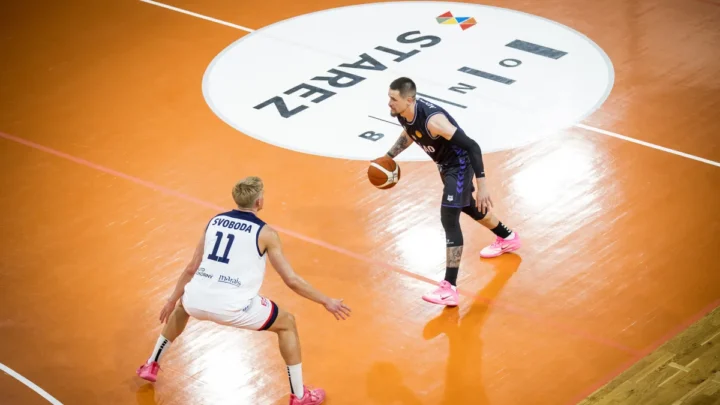 El Surne Bilbao Basket busca prolongar su racha europea ante el Brno en Miribilla