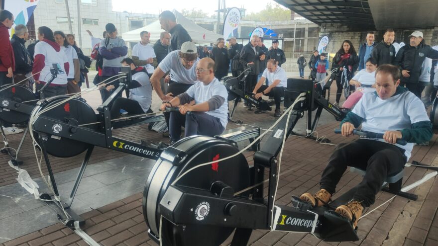 La Fundación BBK y la Federación Vizcaína de Remo Invitan a la Fiesta de la Arraun Eskola Inclusiboa