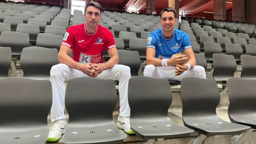 Final del Cuatro y Medio: Peio Etxeberria y Javier Zabala Listos para la Batalla en el Frontón Bizkaia