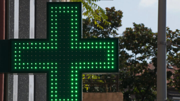 Las farmacias centinela de Euskadi han detectado 356 reacciones adversas a medicamentos en su primer año