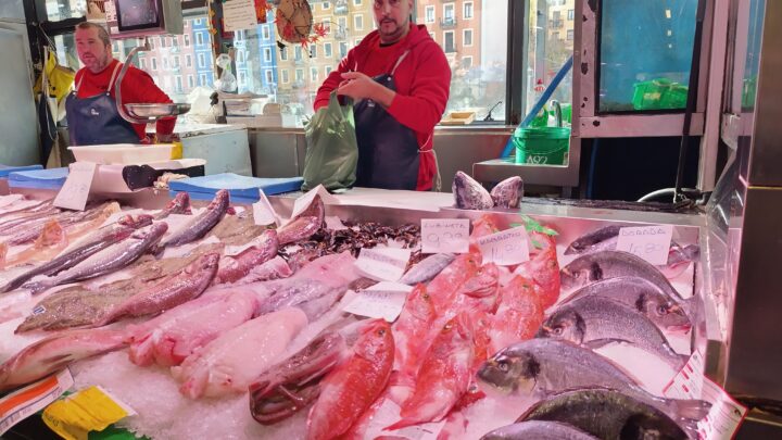 Navidad sin sorpresas en el bolsillo: Hacemos la compra anticipada en La Ribera