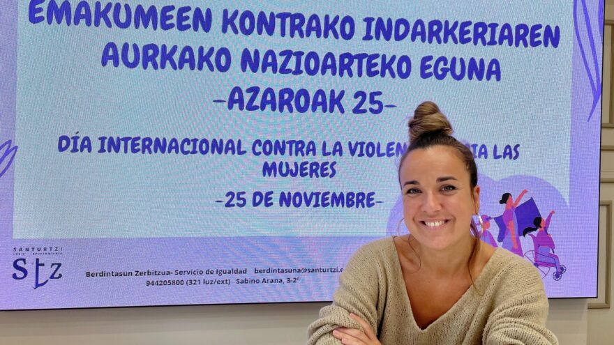 Santurtzi conmemora el Día Internacional contra la Violencia hacia las Mujeres con homenaje a Mari Carmen Azkona
