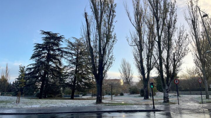El tiempo este viernes en Bizkaia: el invierno azota con heladas, tormentas y nieve a 500 metros
