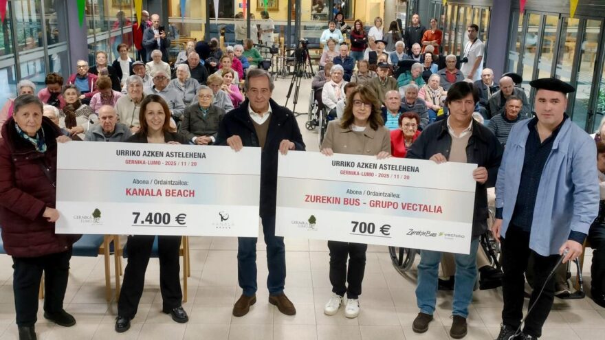 La Fundación Residencia Calzada recibe 8.100 euros por la subasta de quesos del Último Lunes de Gernika