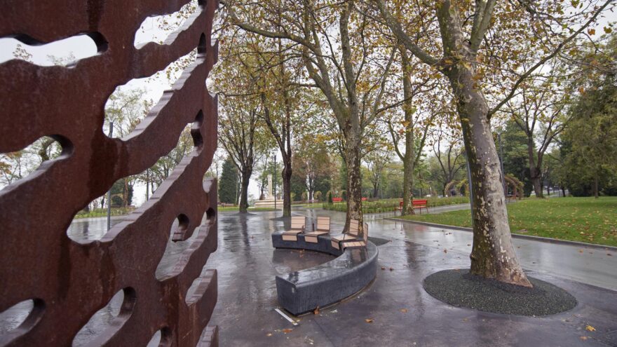 Bilbao renueva el arbolado del Mirador de Artxanda por seguridad y biodiversidad