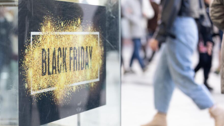 Denuncian la sobrecarga laboral en el comercio durante el ‘Black Friday’