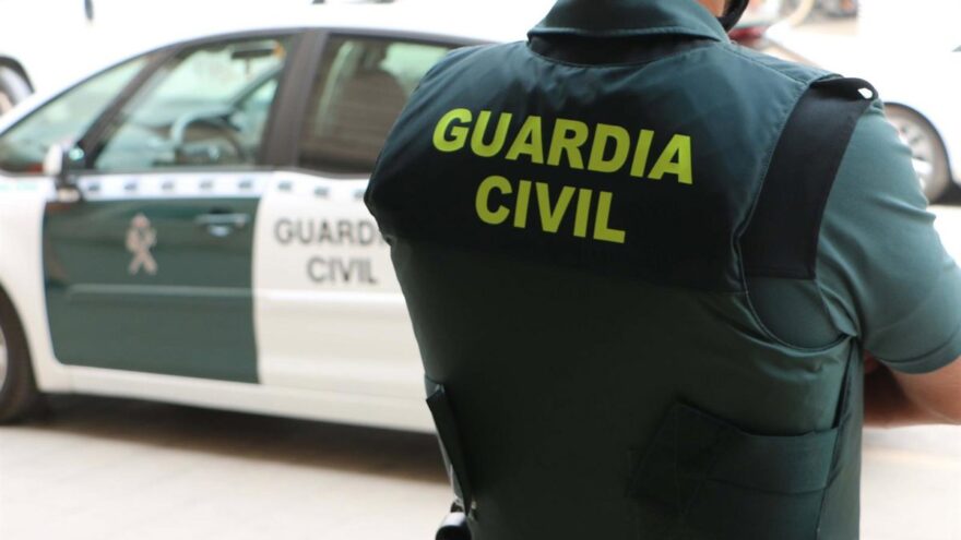 La Guardia Civil registra el convento de Orduña