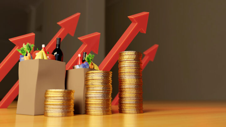 Comparar, congelar y recortar intermediarios: las estrategias para sobrevivir a la subida de precios