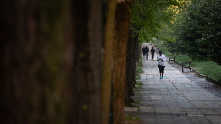 El tiempo este miércoles en Bizkaia: lluvia en la costa y algunos claros en el interior
