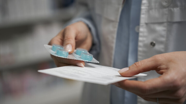 Los medicamentos no son caramelos. Cómo identificar una reacción adversa