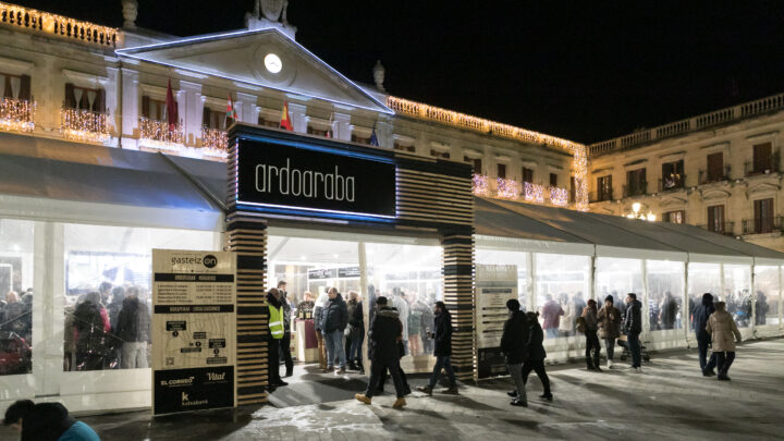 Ardoaraba 2025: Vitoria-Gasteiz brinda con vino y txakoli de Rioja Alavesa en una nueva edición con novedades