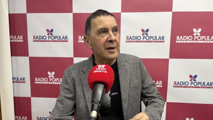 Otegi: «Sostener a Sánchez solo tiene sentido con un programa de cambios»