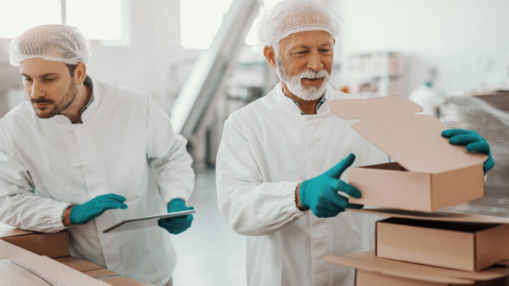 Más trabajadores mayores de 55 años que jóvenes: la demografía redefine el empleo en España