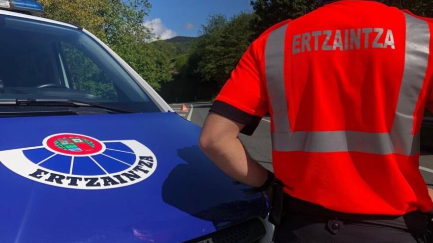 Detenidos cuatro hombres tras un robo con fuerza en Ortuella