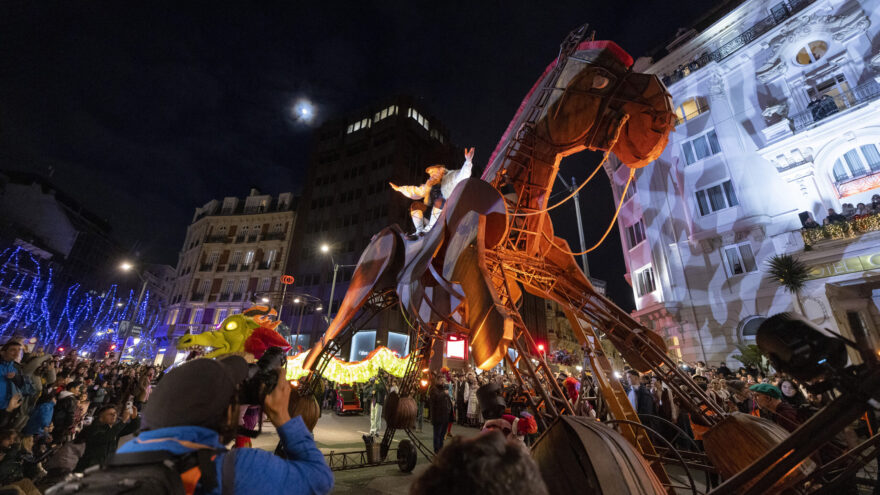 Bilbao activa un operativo especial por la kalejira del Olentzero y Mari Domingi