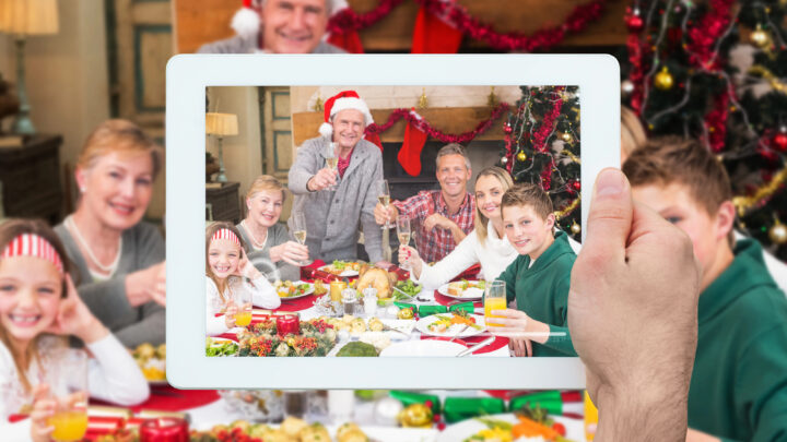 “Hemos venido a cenar y a estar a gusto”: la frase para cortar un tema que enciende la mesa en Navidad