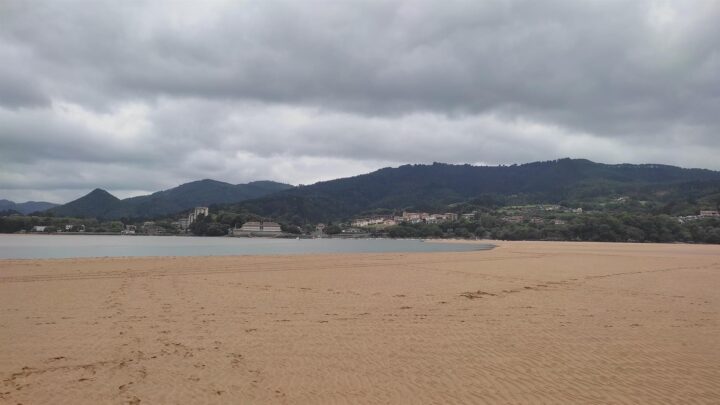 Trenes en miniatura pero grandes en solidaridad: el Itsasmuseum acoge la Expo de maquetas