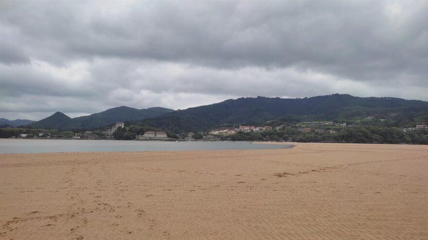 El tiempo este viernes en Bizkaia: jornada gris con lluvias débiles