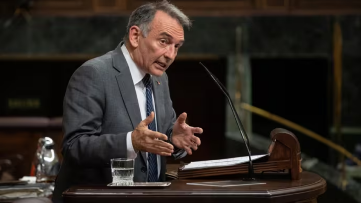 Enrique Santiago denuncia la operación de EEUU en Venezuela y reclama una respuesta firme de la UE