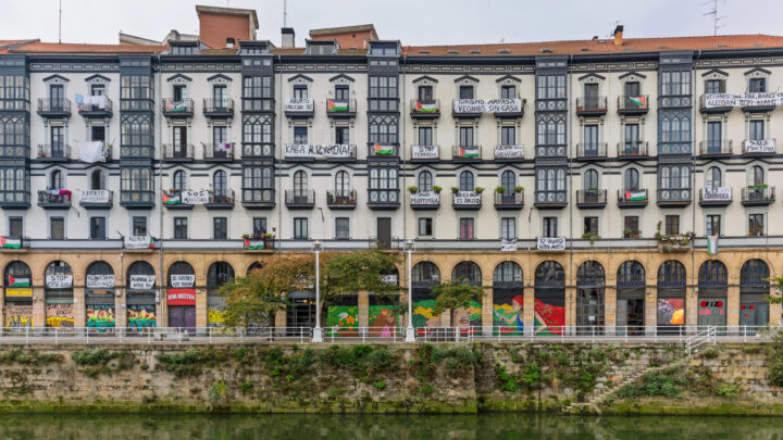 Los hoteles y el drama de la vivienda en Bilbao: «Lo que hay no es turismofobia, es vecinofobia»