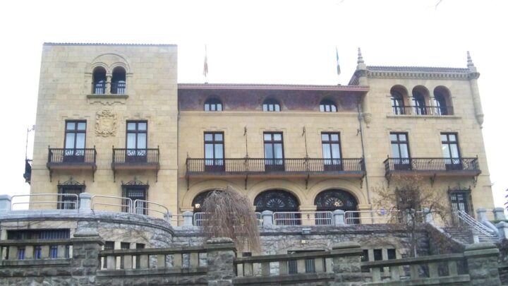 El Ayuntamiento de Getxo colabora con la investigación judicial sobre el edificio de San Nicolás 11