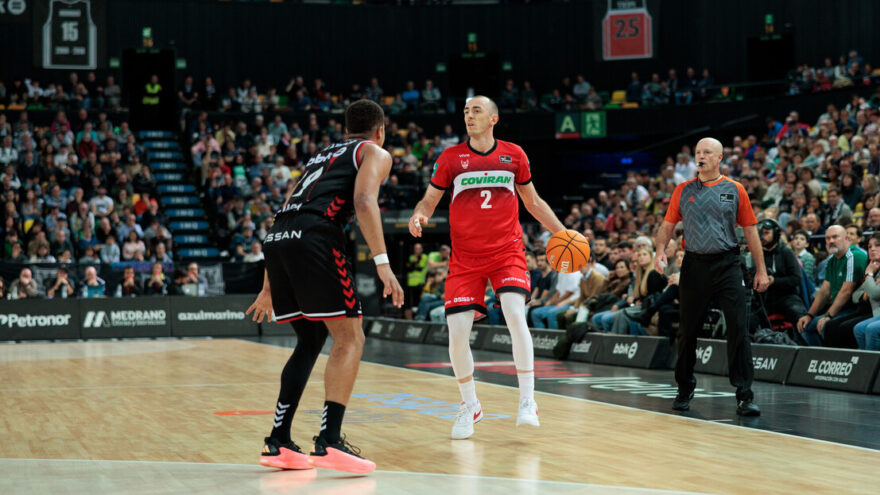 El colista Granada pone a prueba el buen momento bilbaíno