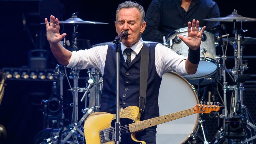 Bruce Springsteen dedica una canción a Renée Good y condena al ICE: «Son como la Gestapo»