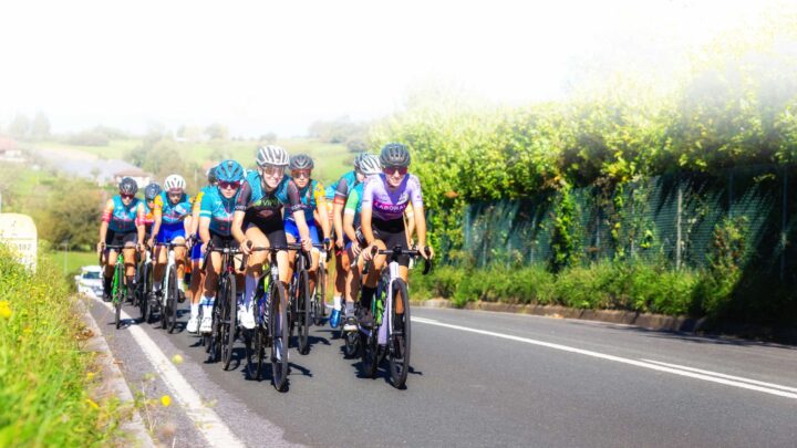 La Comisión de las Mujeres de FEBICI lanza su curso para iniciarse en ciclismo de carretera con la vista puesta en la BILBOFEM 2026