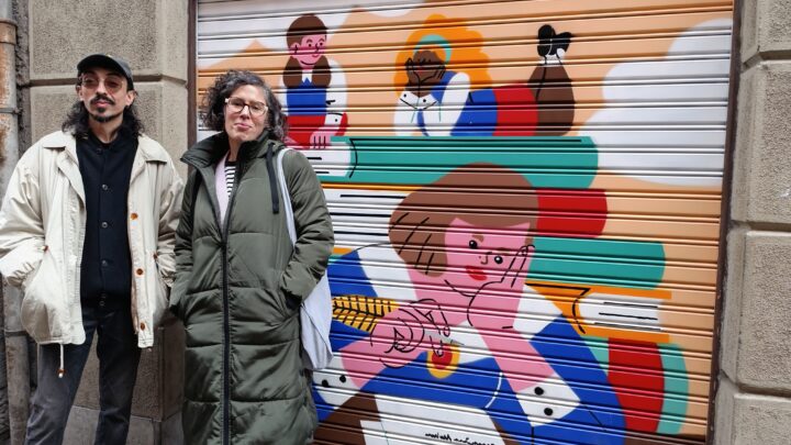 DendART devuelve color a Bilbao: persianas cerradas que se convierten en obras de arte